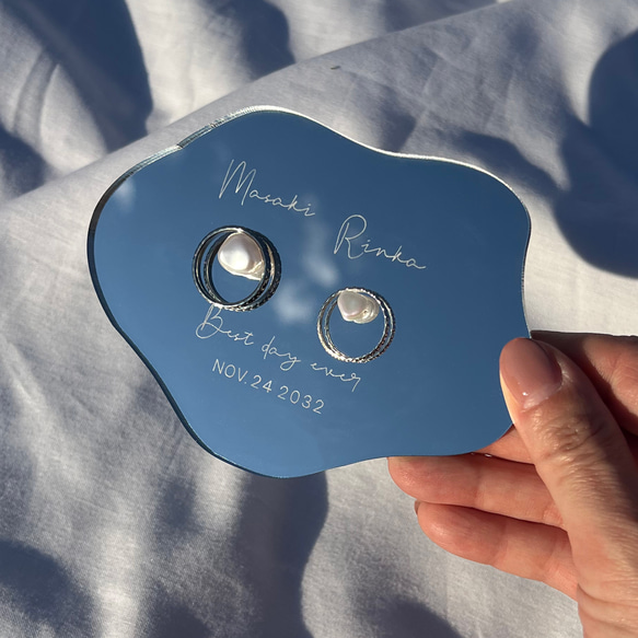 フォント変更OK！ミラーアクリルリングピロー バロックビーズ クラウド型／rpa08 1枚目の画像