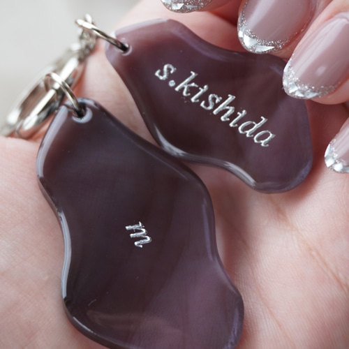 wave】全13色 名入れ レジン キーホルダー プチギフト バッグチャーム