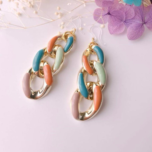 No.1631】ハンドメイド カラフル チェーンリング ピアス （A) ピアス