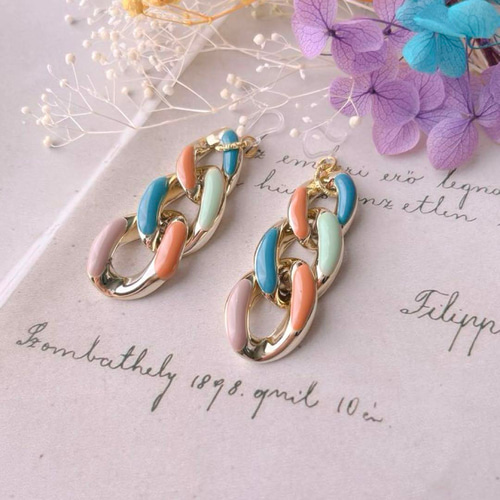 No.1631】ハンドメイド カラフル チェーンリング ピアス （A) ピアス
