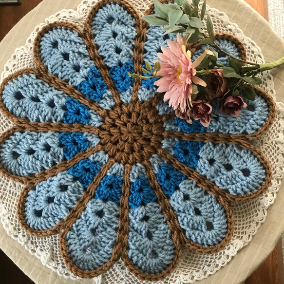 taka様　手編み　モチーフ編み　丸クッション座布団カバー taka様 手編み モチーフ編み 丸クッション座布団カバー