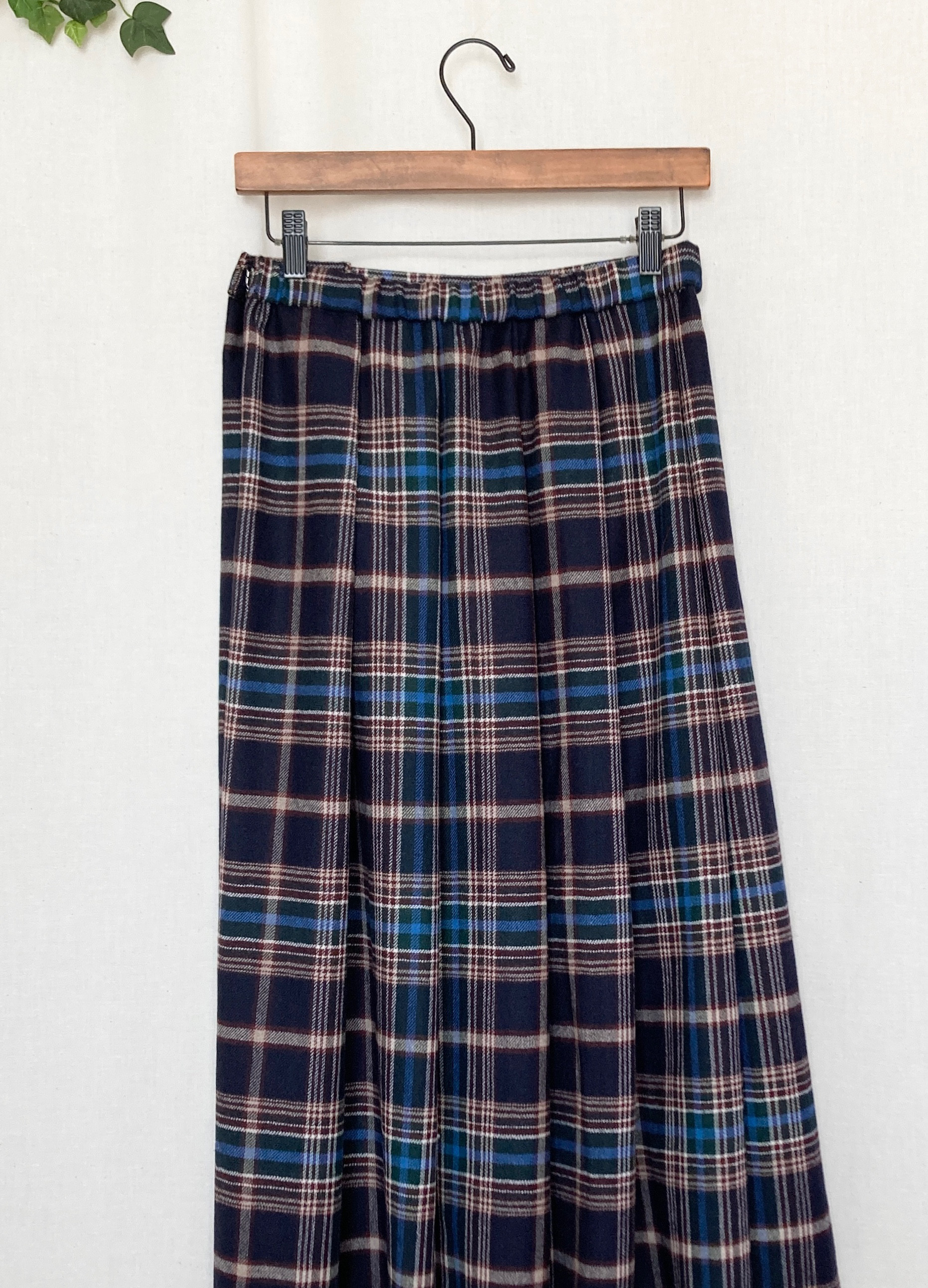 ウールのタータンチェック　ロングスカート　セミオーダー　ネイビー・ブルー/ベージュ/エンジ　サイズオーダー対応
