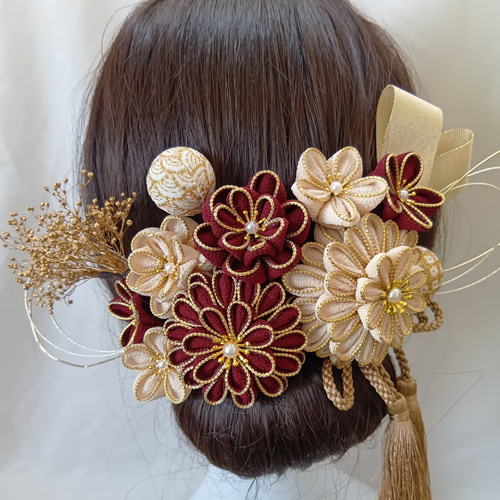 受注制作】えんじ 生成 成人式 髪飾り つまみ細工 ちりめん 卒業式