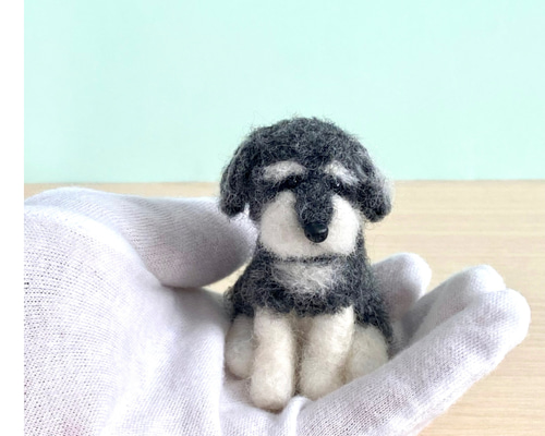 いつでもいっしょ♪ ふわふわ羊毛フェルトのちいさなちいさな