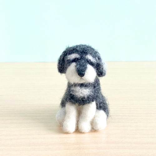 いつでもいっしょ♪ ふわふわ羊毛フェルトのちいさなちいさな