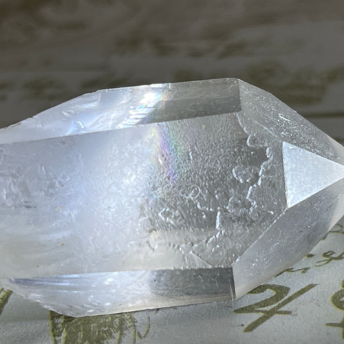 レムリアンシード水晶クラスター　レコードキーパー　ダウ水晶　虹　ヒマラヤ水晶 レムリアンシード水晶クラスター レコードキーパー ダウ水晶 虹