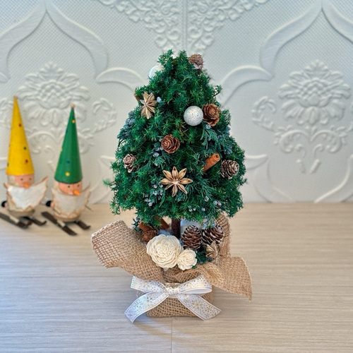 再販受注】ほのかに香るクリスマスツリー〜プリザーブドフラワー