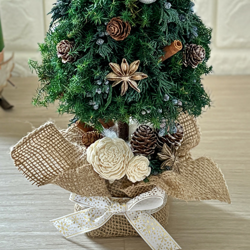 再販受注制作】ほのかに香るクリスマスツリー〜プリザーブドフラワー