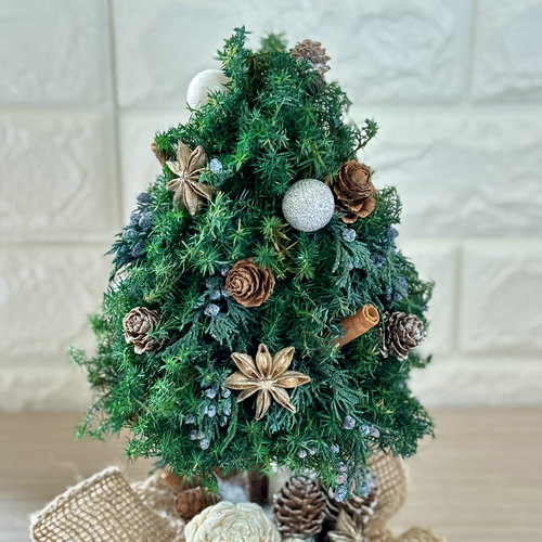 再販受注】ほのかに香るクリスマスツリー〜プリザーブドフラワー