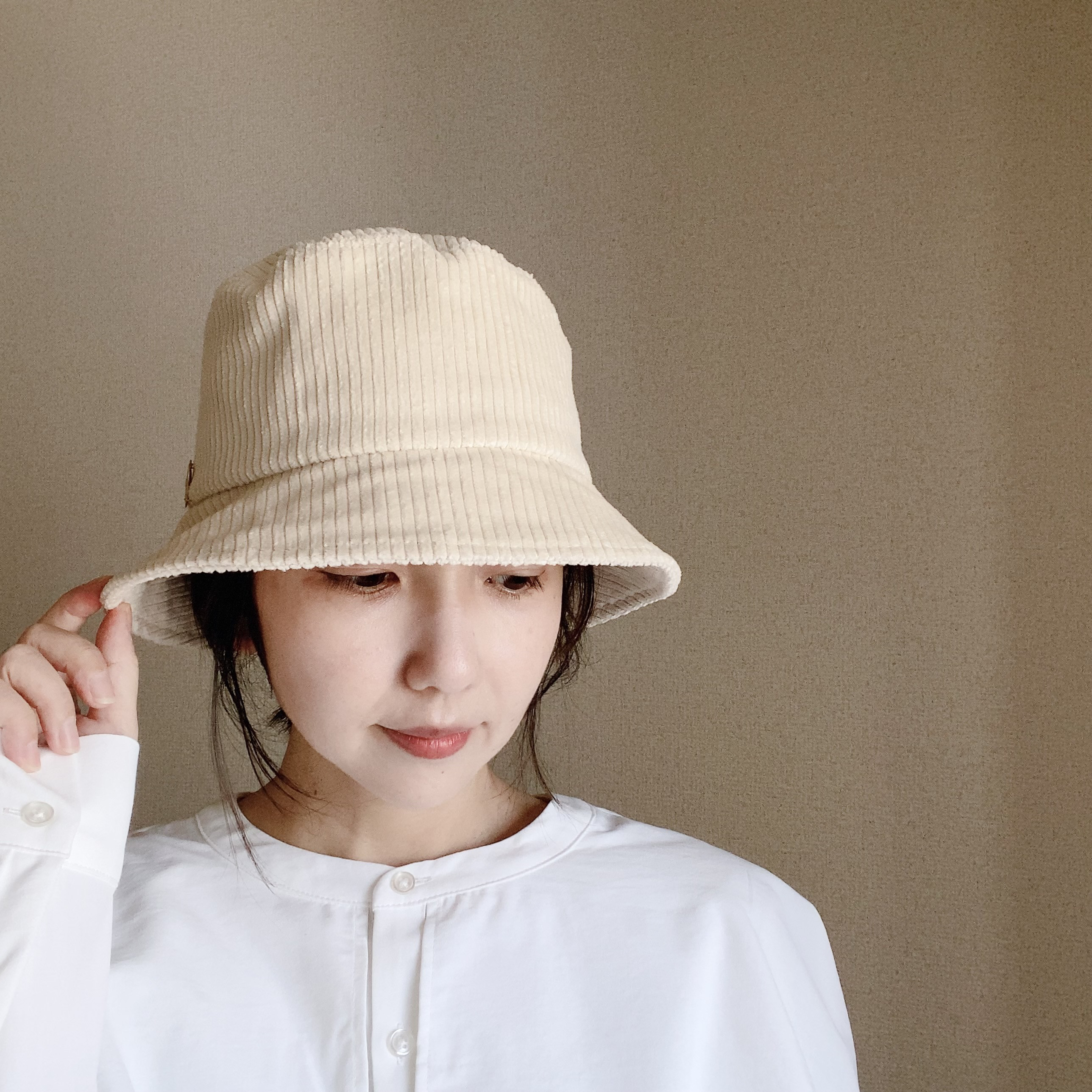 国産コーデュロイのバケットハット＊葉っぱの真鍮チャーム【選べるサイズ受注制作】SS/S/M/L/LL