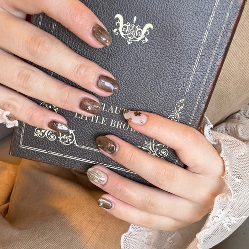 No.221 秋ネイル、ニュアンスネイル、アンティークネイル ネイルチップ