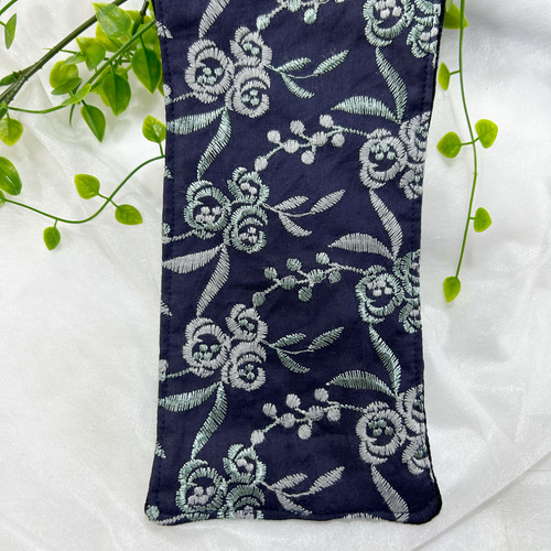 豪華な花柄刺繍と優しいぽこぽこダブルガーゼのハーフサイズ