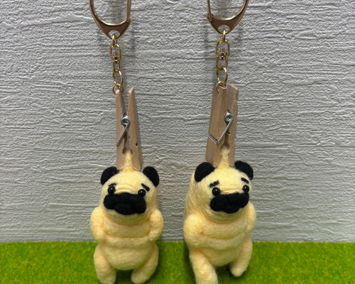 羊毛フェルト パグ キーホルダー 羊毛フェルトパグちゃんキーホルダーハンドメイド - メルカリ