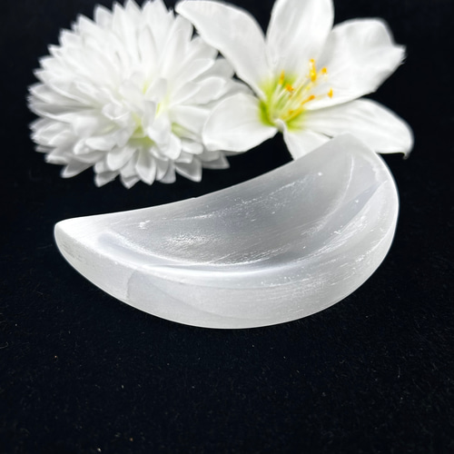 再販】セレナイト 皿 器 月形 115mm 過去世を知る～癒しの天然