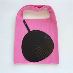 まるで服を着ているような、軽くて大きなニットトートバッグ　『推し活うちわ』がすっぽり収まるよ♪【ブラック】 7枚目の画像