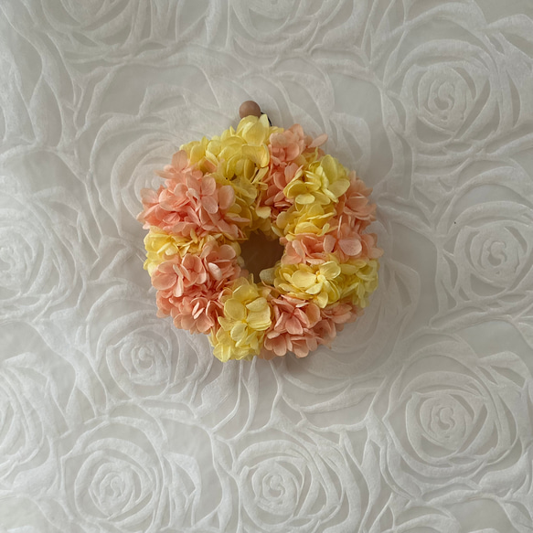 ビタミンカラーの紫陽花リース リース べるふるる 通販 18367781  