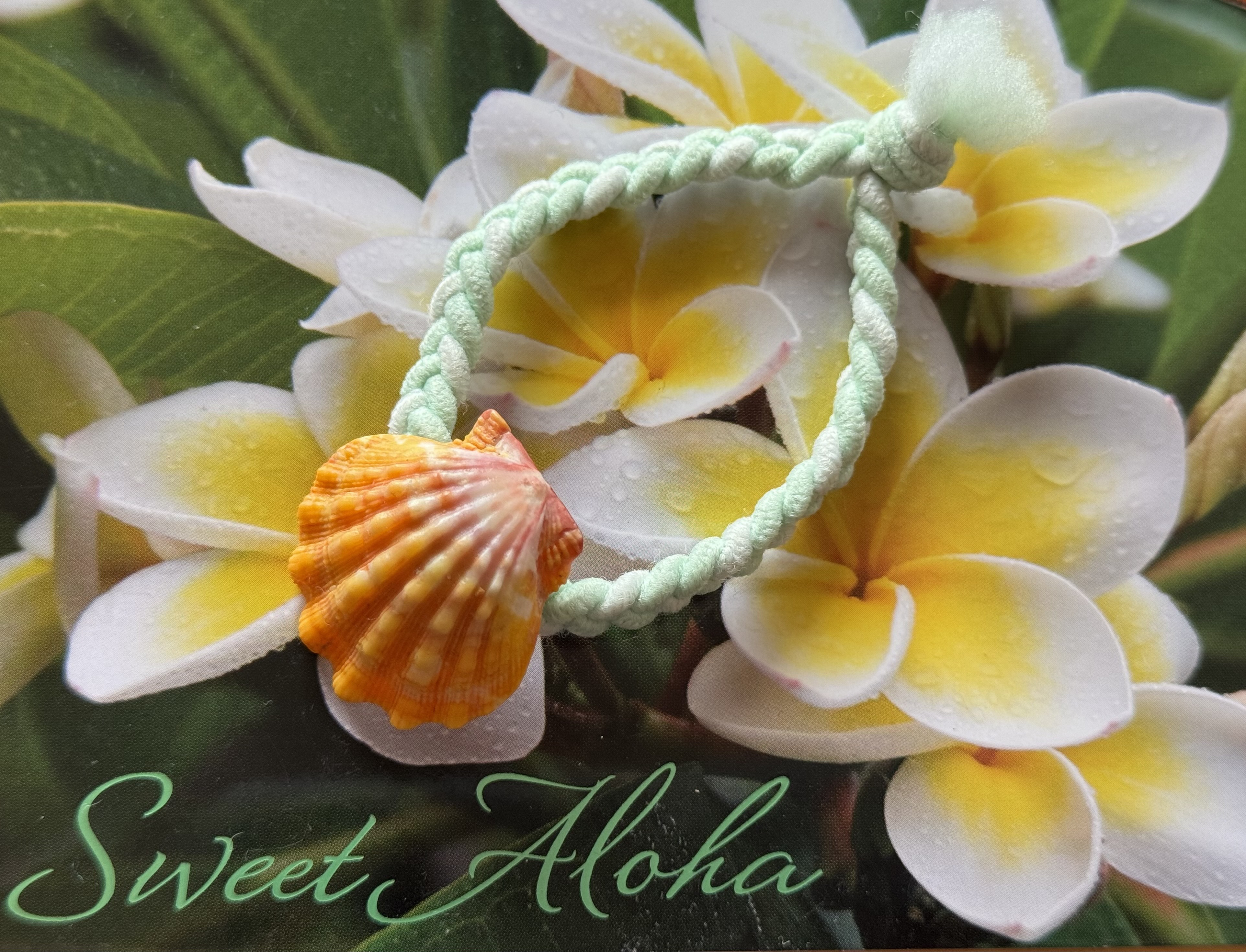 オレンジハワイアンサンライズシェルのヘアゴム/ブレスレット