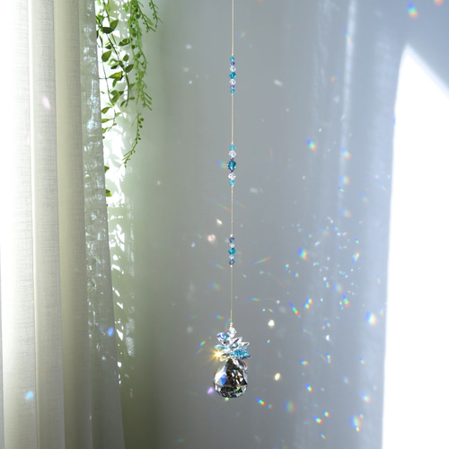 ブルーAB✩.*˚SWAROVSKIサンキャッチャー ブルーAB✩.*˚SWAROVSKIサンキャッチャー - メルカリ
