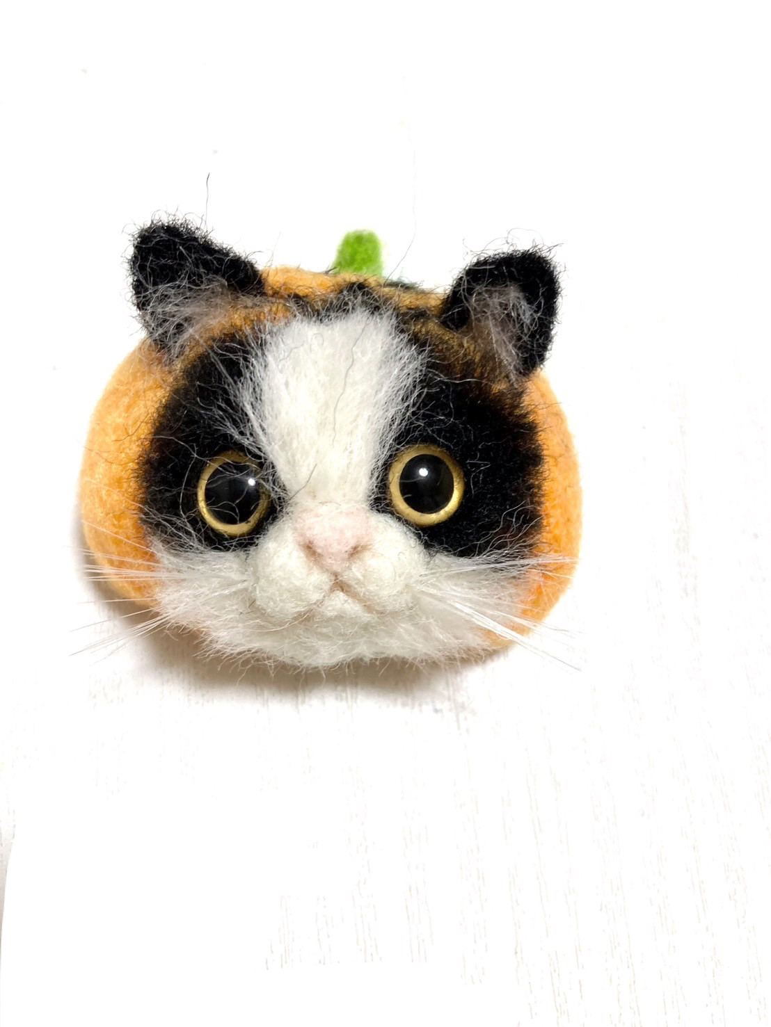 羊毛フェルト猫ブローチ 羊毛フェルトハロウィン猫 羊毛フェルト