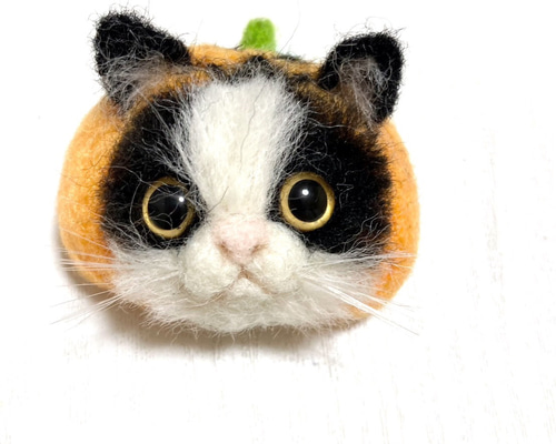 羊毛フェルト猫ブローチ 羊毛フェルトハロウィン猫 羊毛フェルト