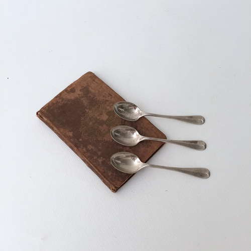 20'30s'アンティークスワスティカ装飾ハンドルのシルバースプーン