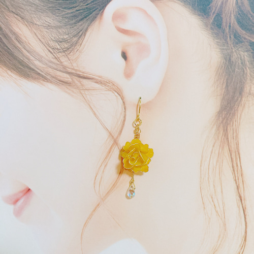 ピアス【 ゆかしき薔薇 】イヤリングにも変更可能 ピアス（フック