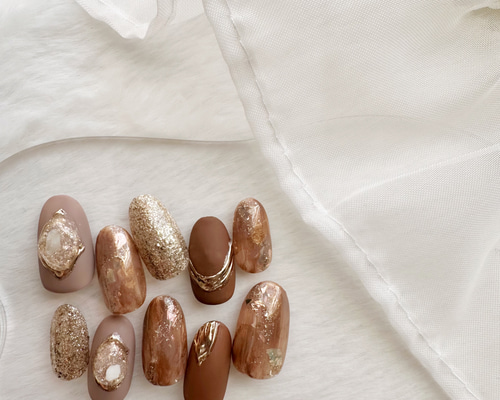 ネイルチップ ニュアンス ブラウン ラメ ミラー ネイルチップ（つけ爪