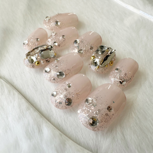 ネイルチップ ピンク ラメグラ ストーン 埋めつくし ワンホン