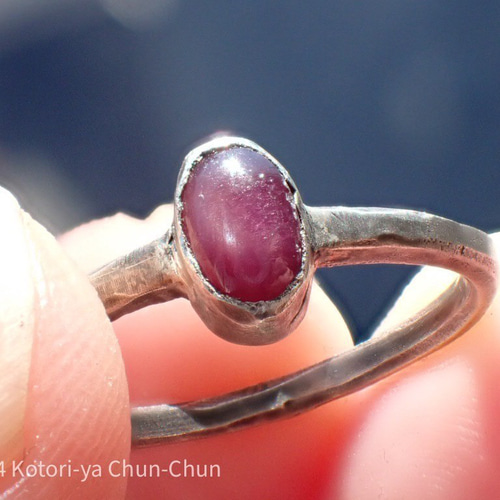 白い模様が美しい！】蛍光スタールビー・シルバーリング【スワりん