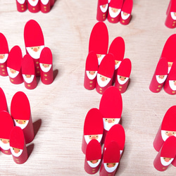 赤い木製サンタオブジェ　ななさん専用 今季完売】ノルディカニッセ プレゼントを持ったサンタ フェルト