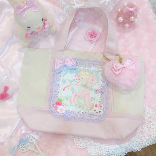 ロラライハリス♡ベビーピンクベロアキルト♡刺繍の丸型絞りバッグs