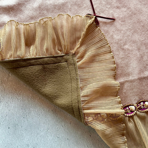 インド刺繍お花リボン＆フリルレース Beige ハンドメイドタロットクロス インド刺繍お花リボン＆フリルレース Beige ハンドメイドタロット