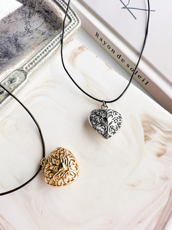 【ifumé】透かしハートの革紐ネックレス ニッケルフリー 金属アレルギー対応 SILVER 母の日ギフト 9枚目の画像