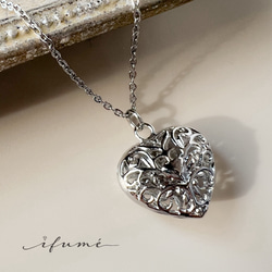 【ifumé】透かしハートの革紐ネックレス ニッケルフリー 金属アレルギー対応 SILVER 母の日ギフト 7枚目の画像