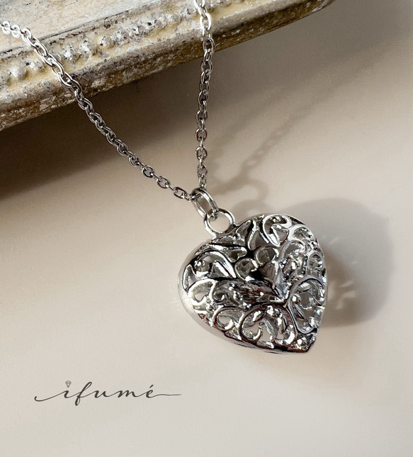 【ifumé】透かしハートの革紐ネックレス ニッケルフリー 金属アレルギー対応 SILVER 母の日ギフト 7枚目の画像