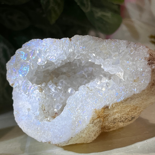 七色の夢໒꒱✨ ホワイト オーラ 水晶 ラフストーン 原石