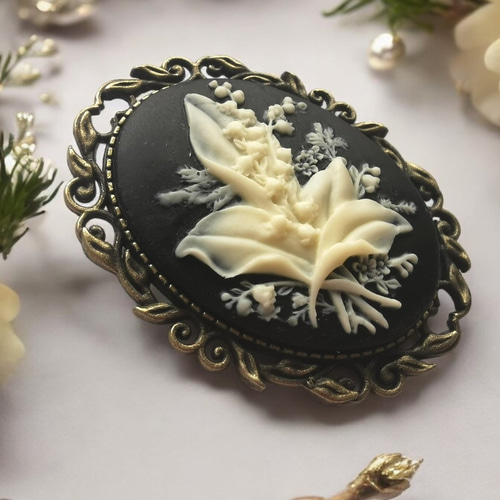 見事な創造力 スズラン ブローチ カメオ #28 Brooch Cameo 鈴蘭 Side ブローチ コレクション
