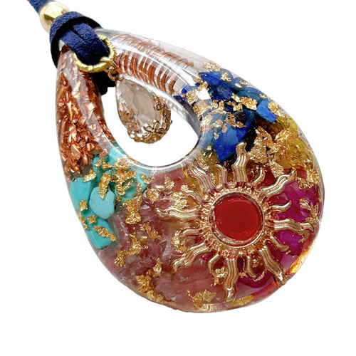 幸運✨オルゴナイト ネックレス 龍 チャクラカラー 幸運✨オルゴナイト ネックレス 龍 チャクラカラー