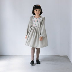 入学式】フラワー刺繍切替 フリルワンピース ナチュラルベージュ