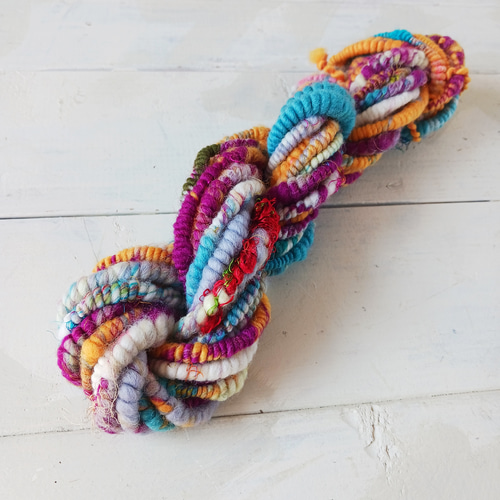 確認用　創作糸　アートヤーン アートヤーン(277)約52g 1487円