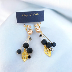 Key of Life▶秋冬ブラックベリー 透かしリーフ 大ぶりピアス/イヤリング(金属アレルギー対応)14kgf 7枚目の画像