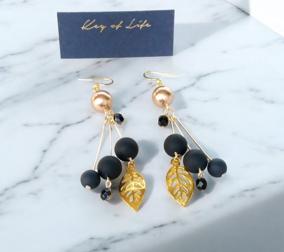 Key of Life▶秋冬ブラックベリー 透かしリーフ 大ぶりピアス/イヤリング(金属アレルギー対応)14kgf 4枚目の画像