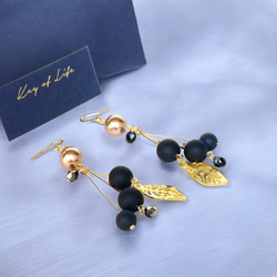 Key of Life▶秋冬ブラックベリー 透かしリーフ 大ぶりピアス/イヤリング(金属アレルギー対応)14kgf 6枚目の画像