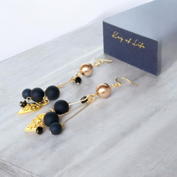 Key of Life▶秋冬ブラックベリー 透かしリーフ 大ぶりピアス/イヤリング(金属アレルギー対応)14kgf 5枚目の画像