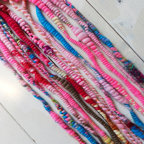 アートヤーン スーパーコイル 手紡ぎ（品番336） 毛糸 四つ実 通販