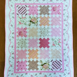 ヘキサゴンのパッチワーク・キルト☆お花のフリーマット(約47㎝×29