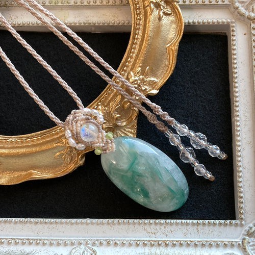 フックサイトインクォーツ（フックサイトシリカ）A 天然石マクラメ編み