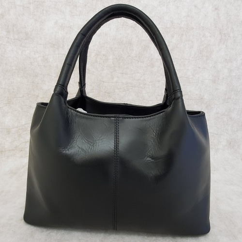 日本製【本革】フォーマルバックに最適です安い型押し皮でなく、本格的