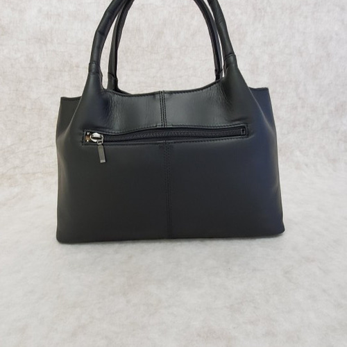 日本製【本革】フォーマルバックに最適です安い型押し皮でなく、本格的