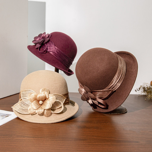 秋冬ファッショナブルなロールエッジハット、エレガントな山茶花の帽子